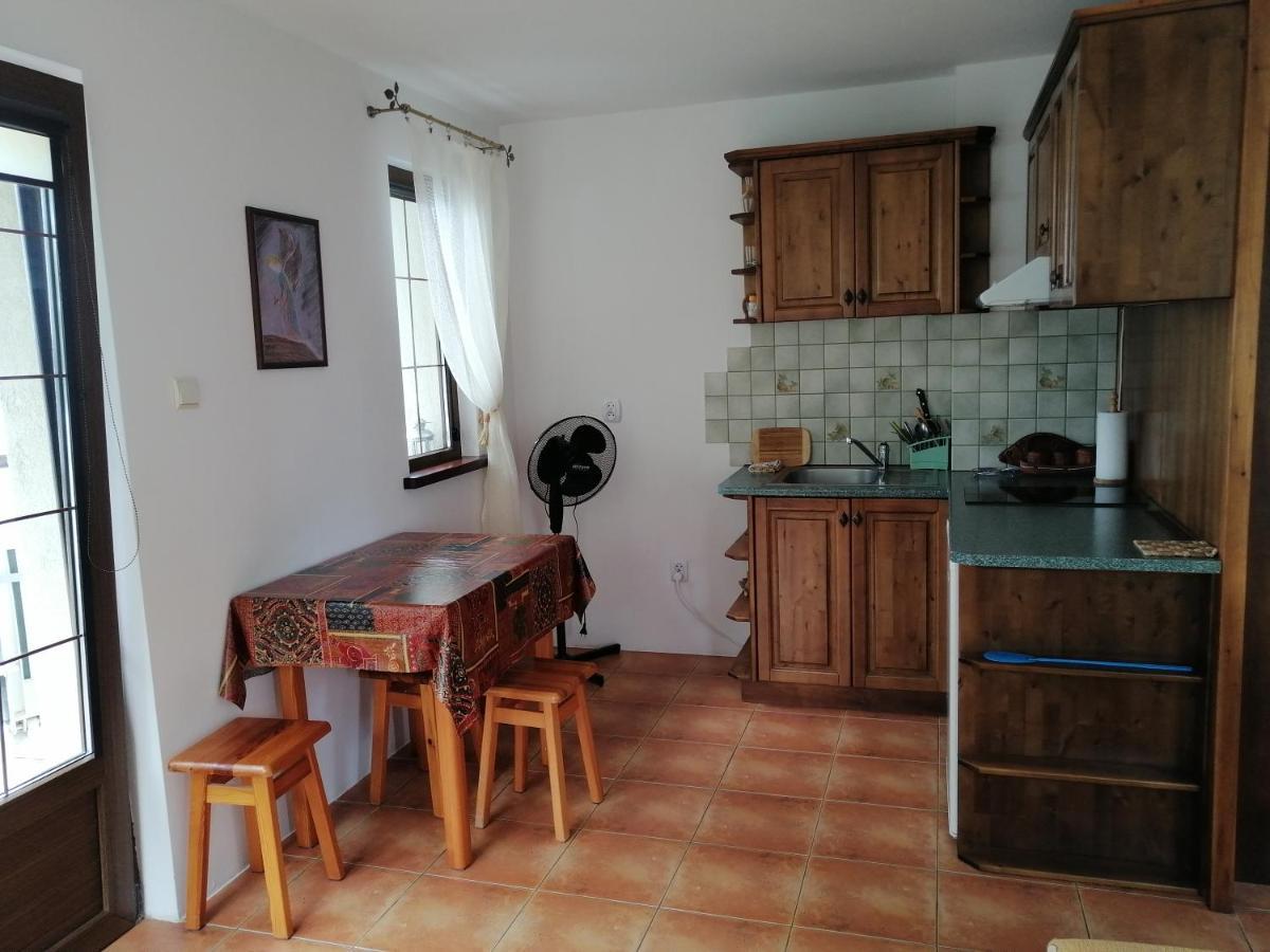 Apartamenty Nad Jeziorem ,,Odpocznij" Rydzewo Exterior foto